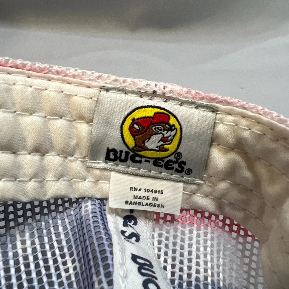 Buc-ees Est 1982 Patriotic USA‎ Flag Trucker Hat Mens One Size White Snapback